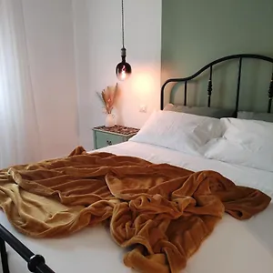 https://casa-tulu-bb.emilia-romagnahotels.net