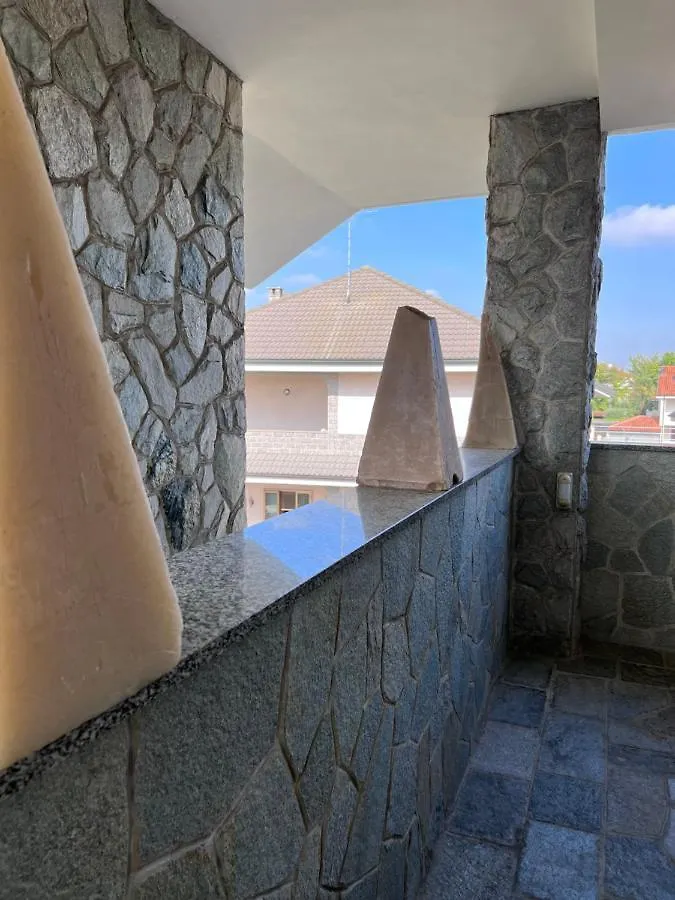 Fiera Milano Rho 5 Bed & Breakfast Bareggio 0*,  Italy